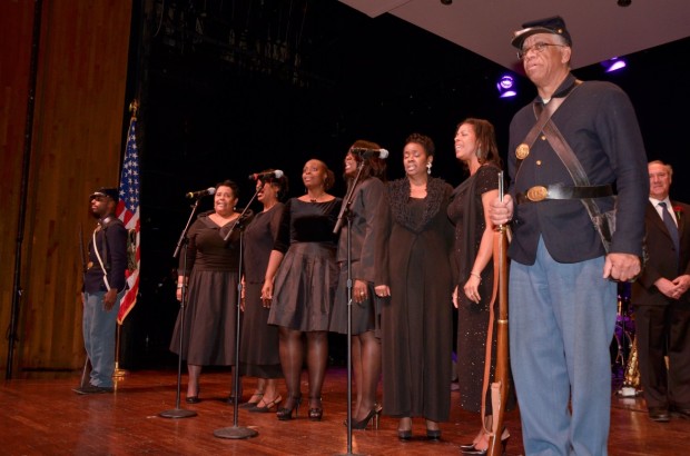 “Colorz” with Civil War re-enactors lead “Lift Ev’ry Voice and Sing” with an audience choir of 300. 